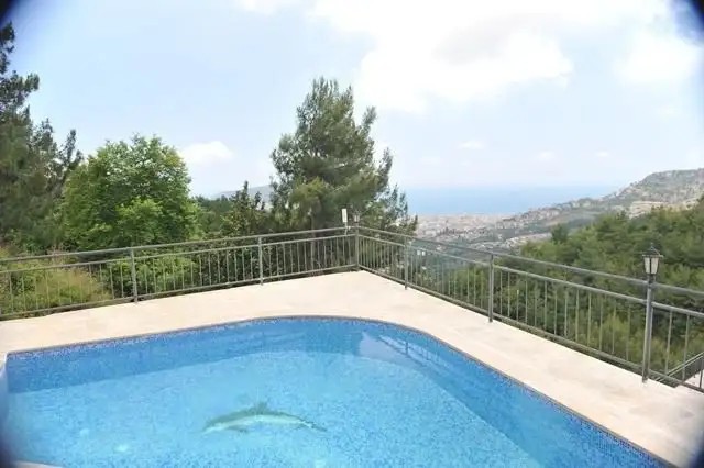 BEST HOUSE VILLA PARK