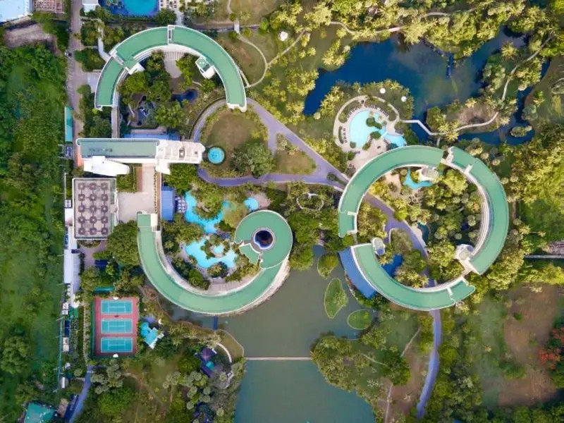 PULLMAN PHUKET KARON BEACH RESORT (EX. HILTON PHUKET ARCADIA RESORT & SPA)