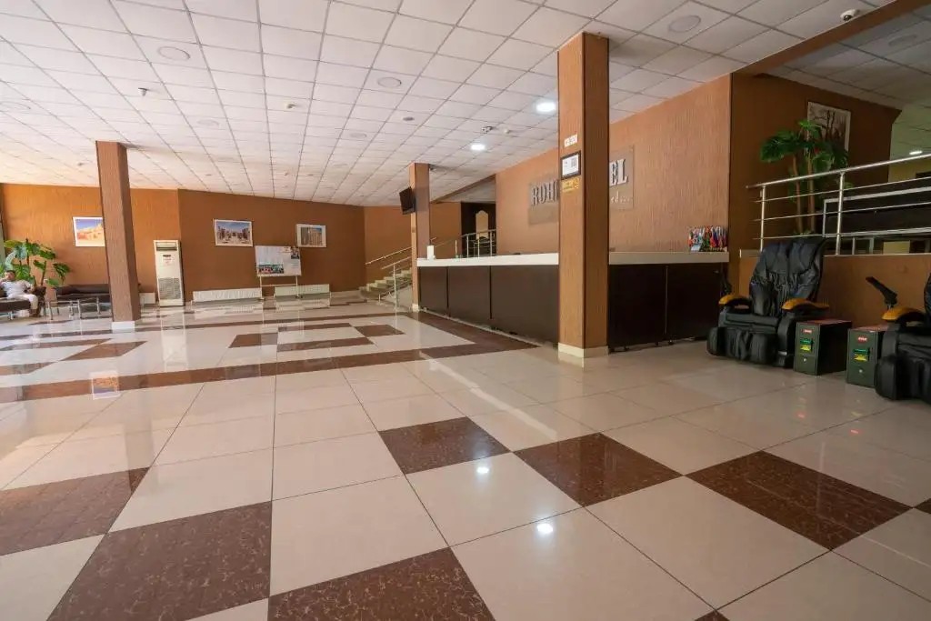 ROHAT HOTEL CHILONZOR