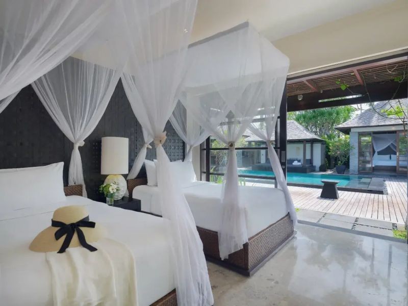 5 bedroom presidential pool villa