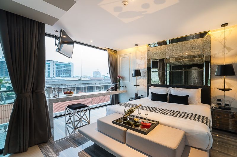 deluxe premier sea view