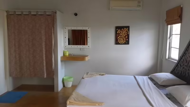 JINTA BEACH BUNGALOW