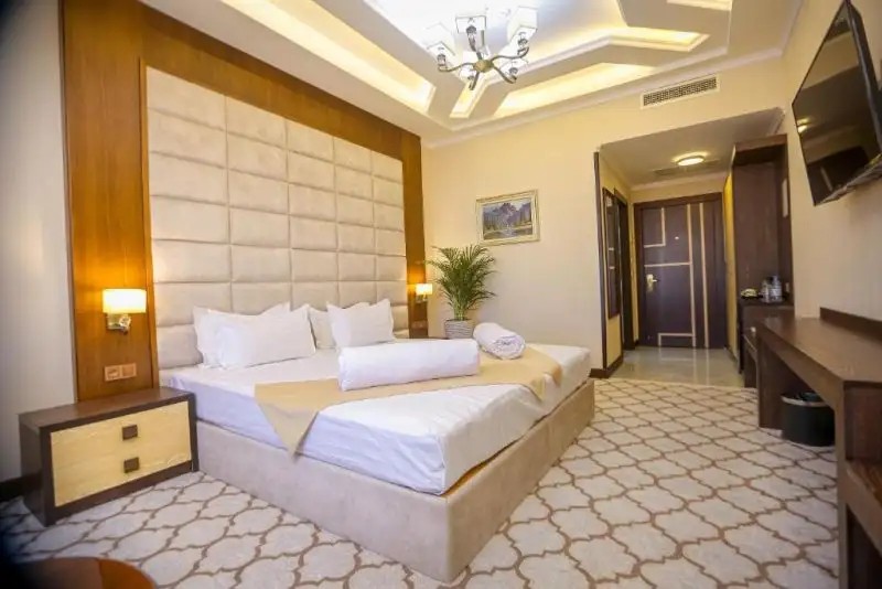 ROYAL GRAND HOTEL