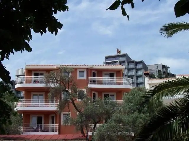 VILLA MANGO