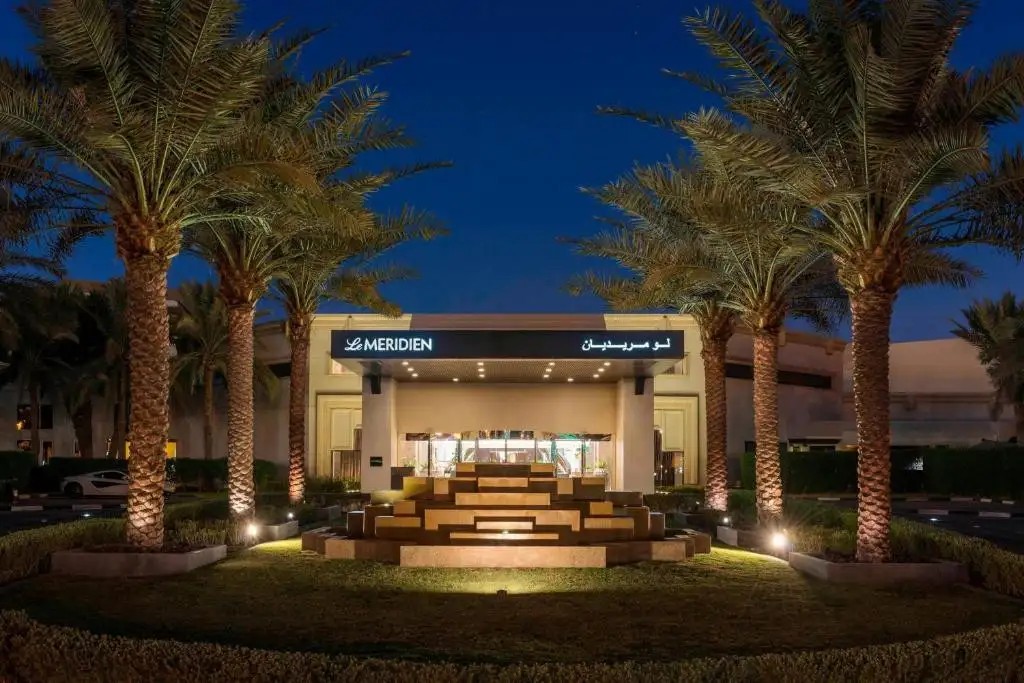 LE MERIDIEN DUBAI HOTEL & CONFERENCE CENTRE