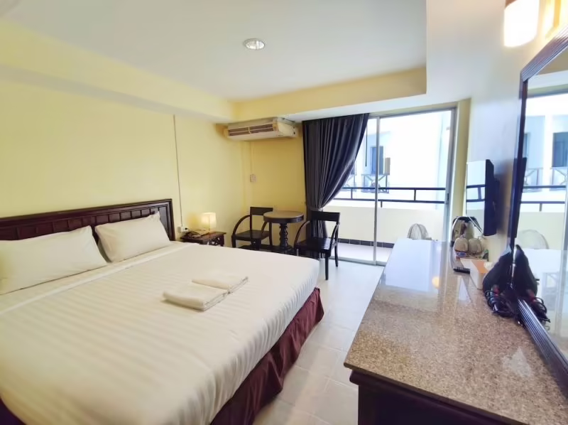 THE CHANTHONG HOTEL PATTAYA